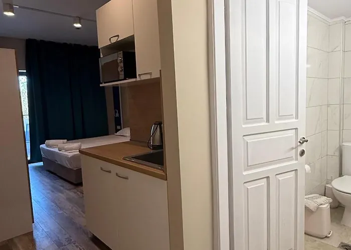 Admiral Thassos Potos